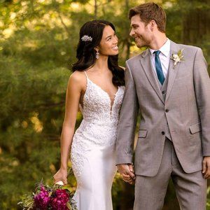 D2981 - Essence of Australia wedding gown - Brand New